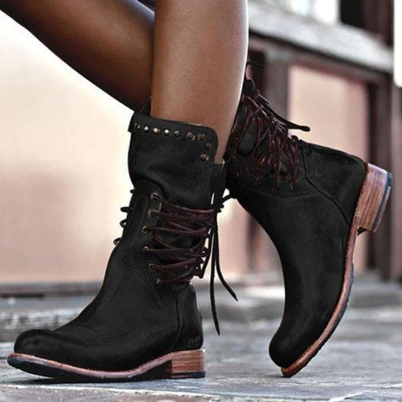 Odette | Bottes mi-mollet rétro à lacets avec détails cloutés