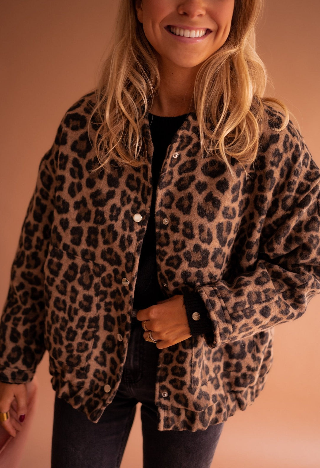 Anaïs | Veste courte à imprimé léopard