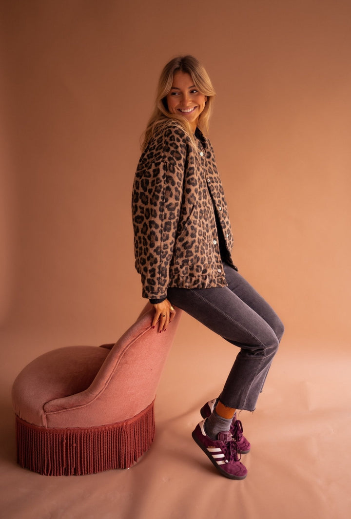 Anaïs | Veste courte à imprimé léopard
