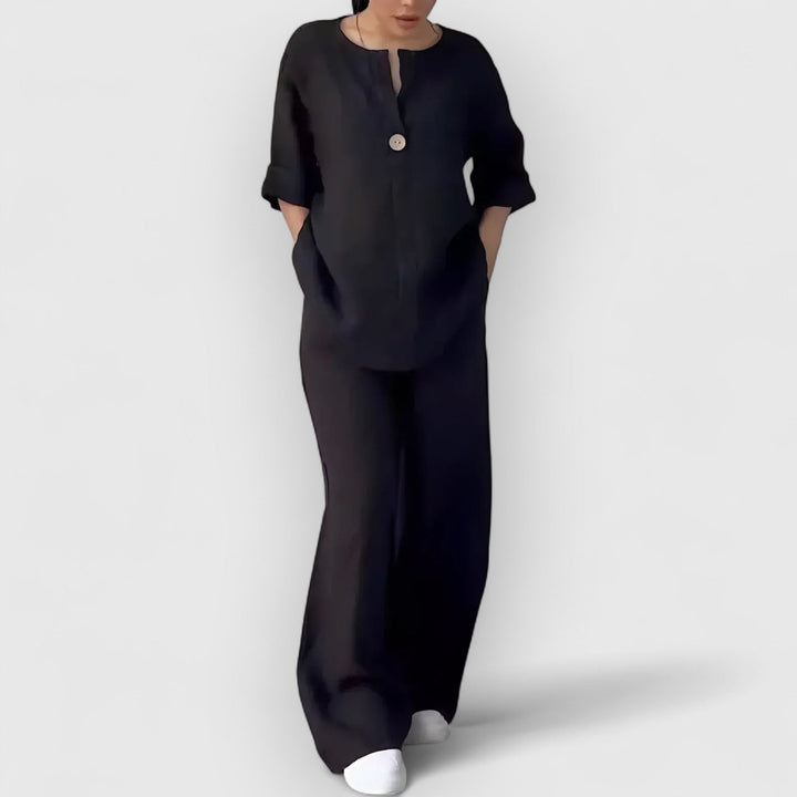 Vivoras | Parure de lin deux pièces dans un style décontracté.