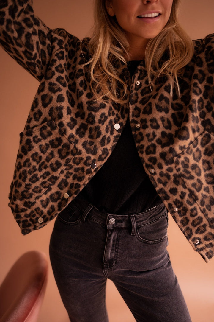 Anaïs | Veste courte à imprimé léopard